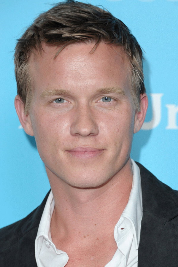Warren Kole as Robert Staal in Shades of Blue
