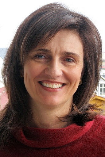 Ásdís Thoroddsen as Sandra in A Message to Sandra