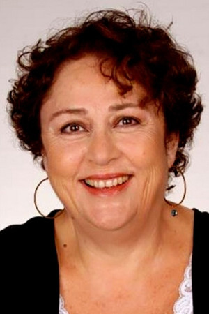 Ayşegül Atik as Ayten Kısmetim in Kısmetim Otel