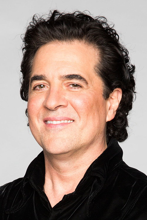 Scott Borchetta as Self - Mentor in The Launch