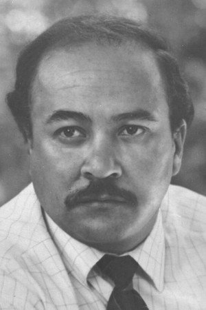 Ато Мухамеджанов as Aziz-khon in Youth's First Morning