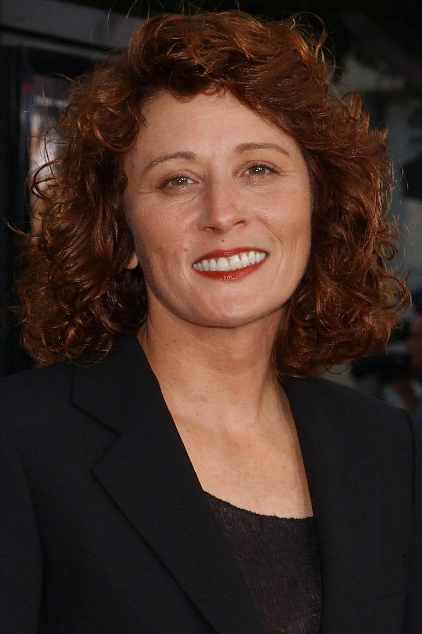 Annie Corley as Jeanie Klinger in The Lucky Ones
