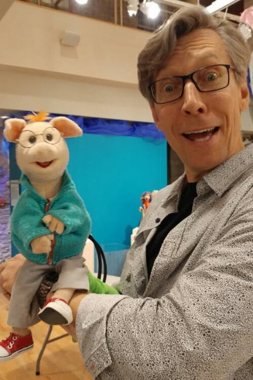 Frank Meschkuleit as Boober Fraggle / Large Marvin / Gluey Rudey / Pa Gorg / Uncle Travelling Matt / World's Oldest Fraggle (voice) in The First Snow of Fraggle Rock