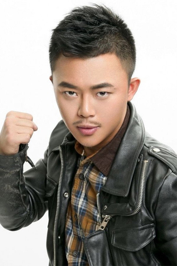 许明虎 as 陈真 in Fist of Legend