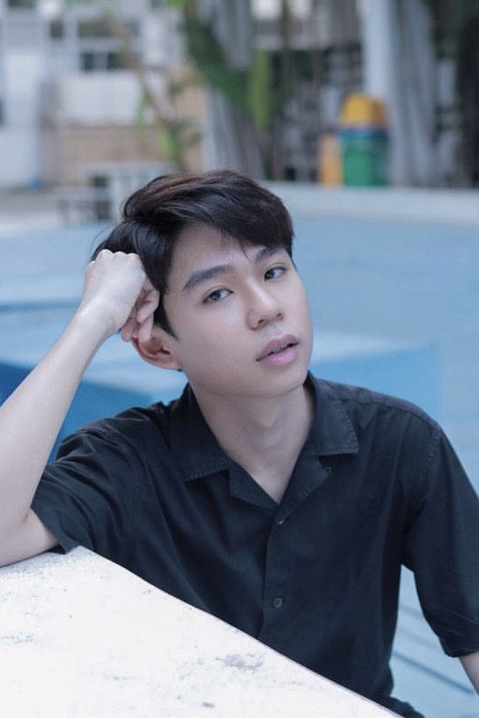 Vatcharakorn Phayensakul as Boon in The Unclear Story