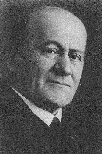 Леонид Леонидов as Governor von Wahl / Old Rabbi in His Excellency