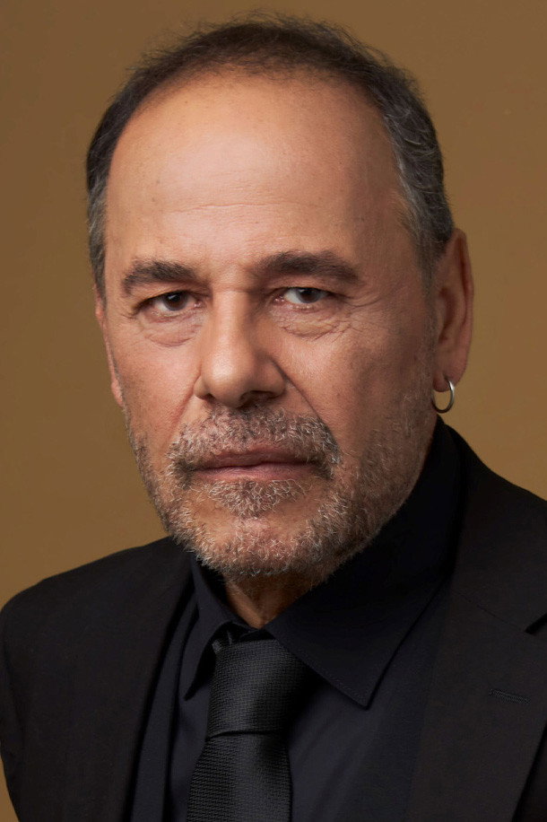 Αλέξανδρος Ρήγας as Aris Zafolias in The Stables of Erietta Zaimi