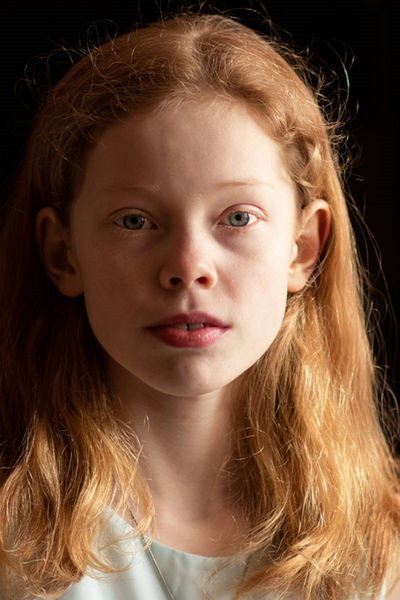 Bella Bading as Maila in The Colony