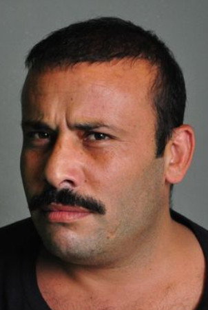 Ebubekir Öztürk as Ganyotçu Arif in Kolpachino 3: Chain