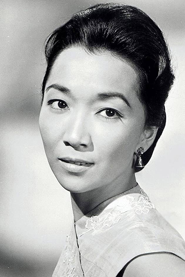 Reiko Sato as Famika in Hell to Eternity