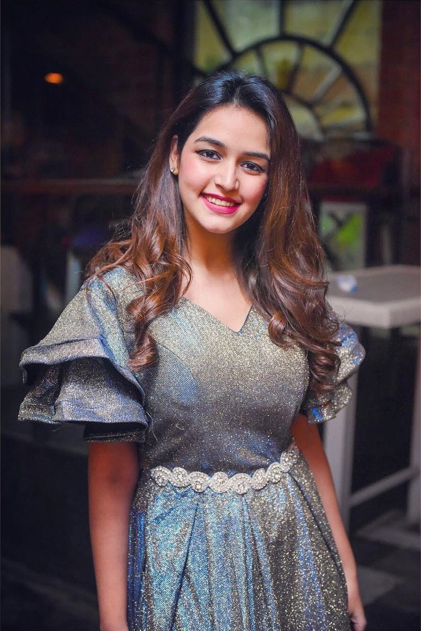 Sunakshi Grover as Anusha in FLAMES