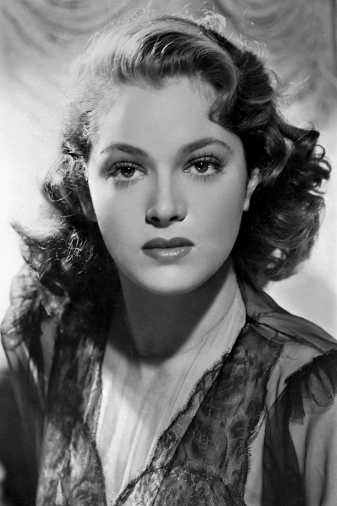 Frances Rafferty as Ellen McPhail Wiggins in Lady at Midnight