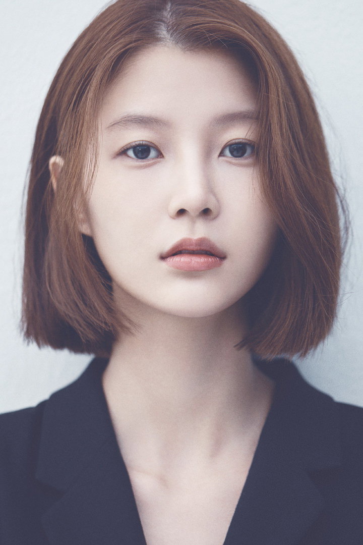 임현주 as Bo-gyeong in The Nonsense