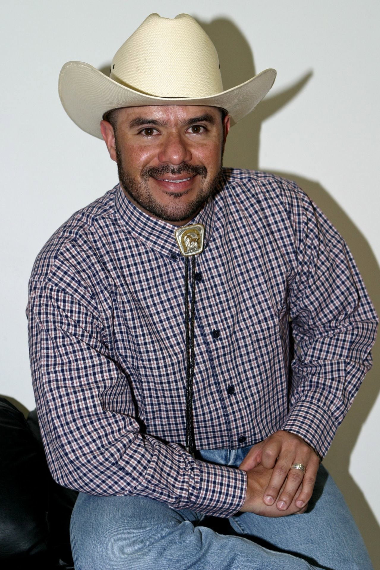 Edson Zúñiga as Gastón Loera in Hospital El Paisa