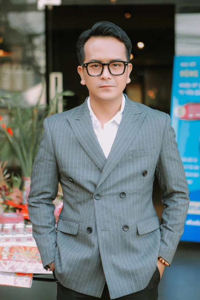 Hùng Thuận as Cường in Cổng Mặt Trời