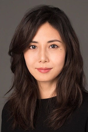 松嶋菜々子 as Fujitani Mahiro in Sweet Season