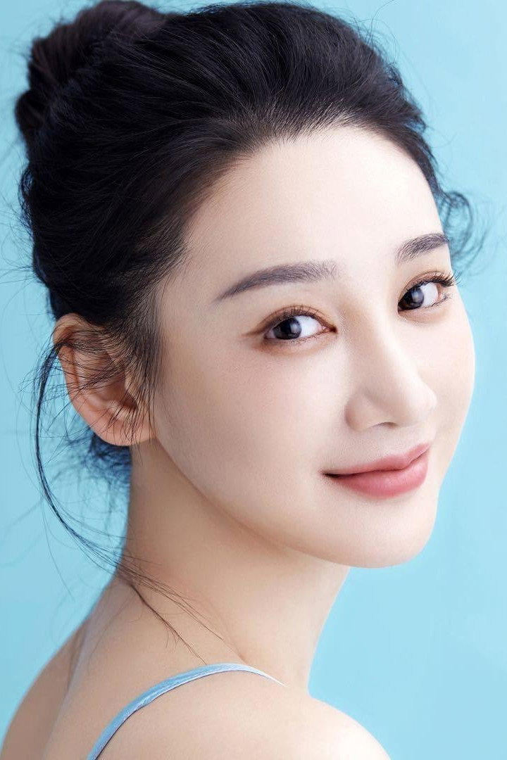 林艾泇 as Gu Entong in Love Formula