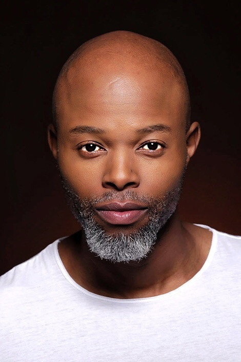 Thapelo Mokoena as Errol in Pulse