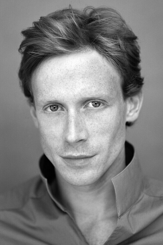Edward Watson as I Now, I Then / Becomings in Woolf Works