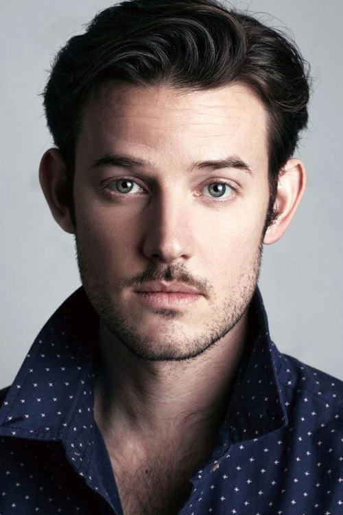 Evan Williams as Baxter McNab in Baxter