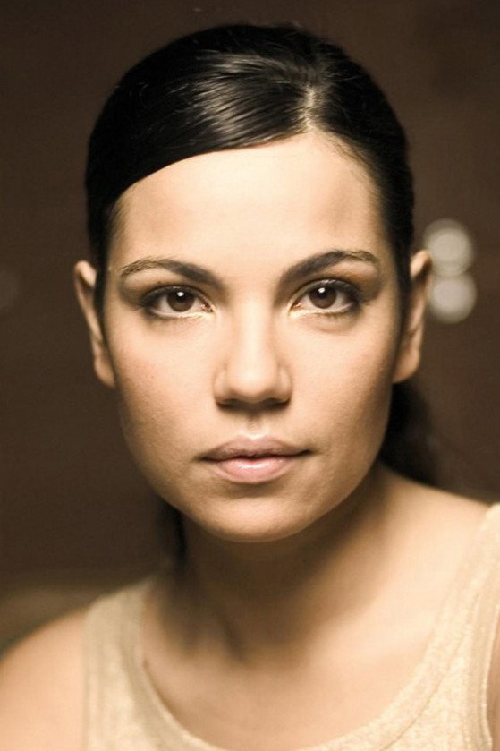 Diana Palazón as Sara Elizondo in Gavilanes