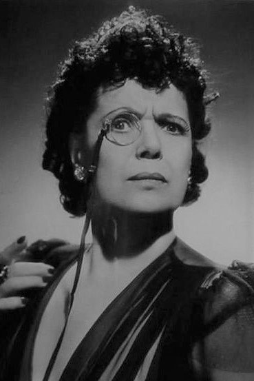 Mimi Aguglia as Mom Monterez in Right Cross