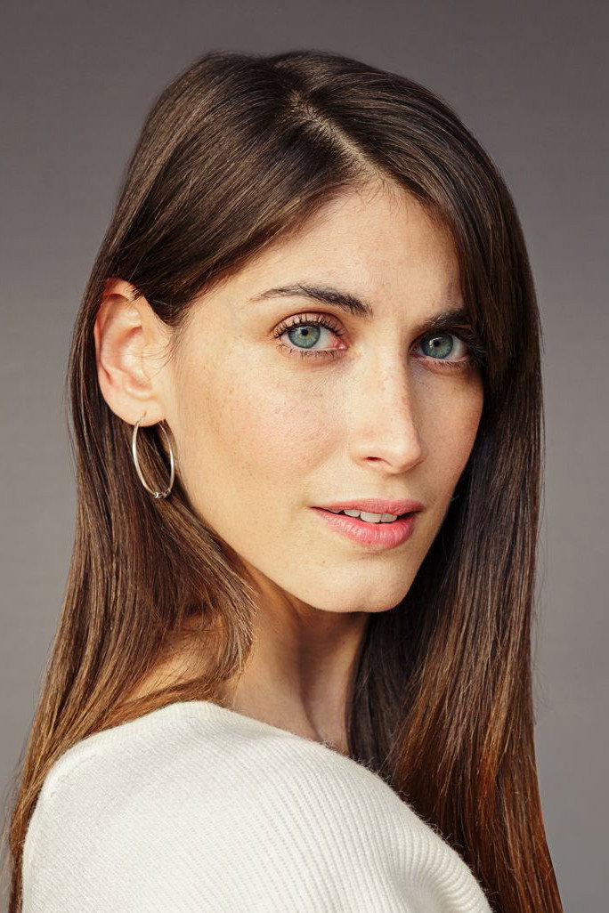 Maria Valentina Principi as Sofia in EDDY