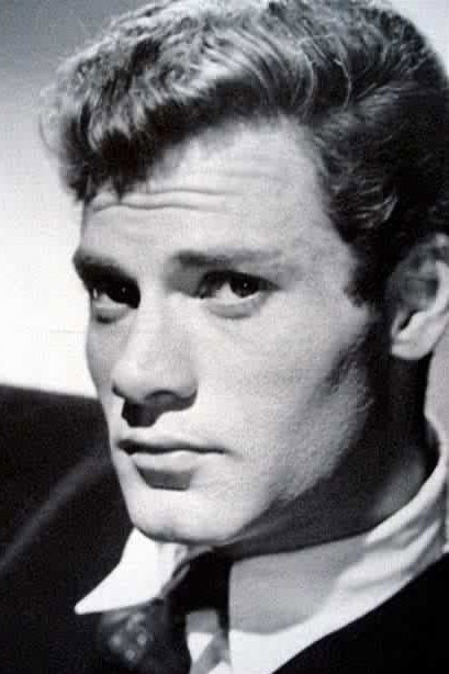 Christian Marquand as Stanislas in Le Tiroir secret