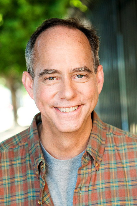 Tom Simmons as Lee in Red Pill Wonderland