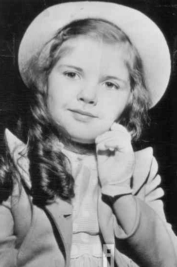 Lora Lee Michel as Tina Wiggins in Lady at Midnight