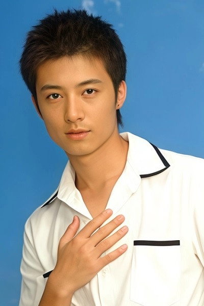 刘涛 as He Zixiao in 小厨娘的少主夫君