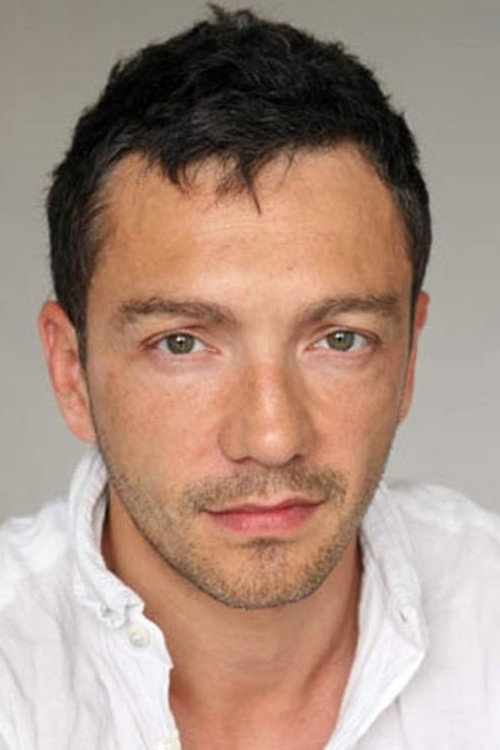 Alexandre Pavloff as Docteur Finache in La Puce à l'Oreille
