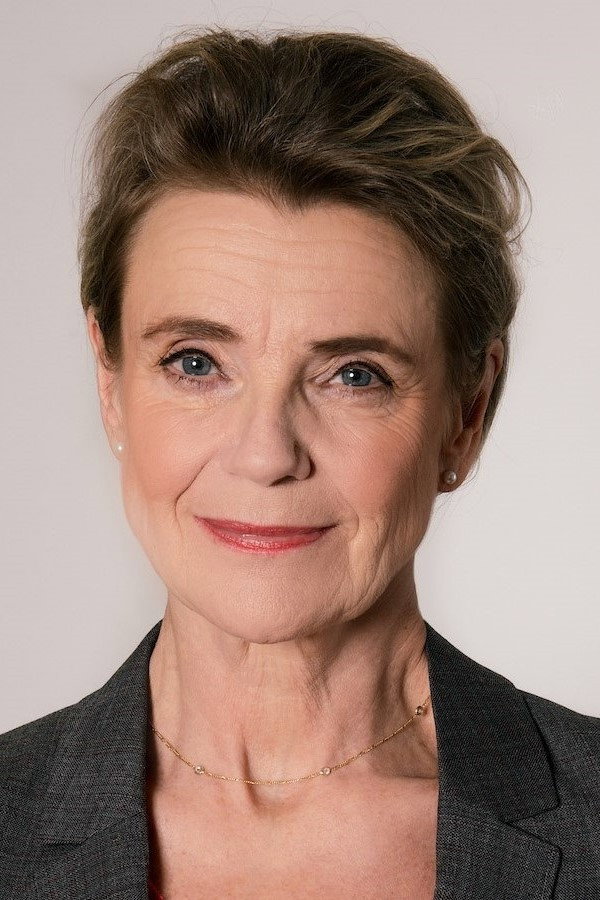 Stina Ekblad as Husets frue / Harpisten in 1996: Pust på meg!