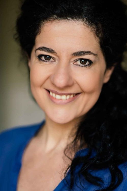 Anita Vettesse as Kate in Kill