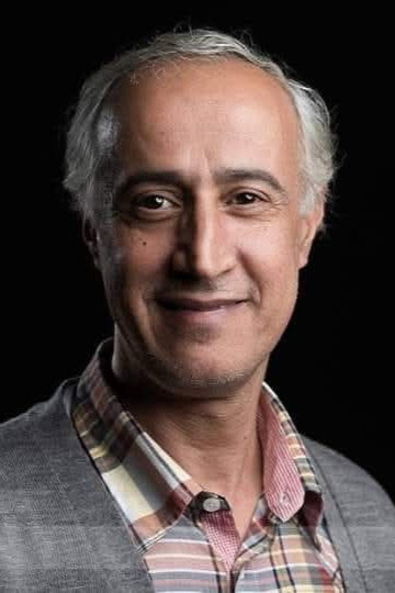 Jamel Sassi as Bannour in Les Zazous de La Vague
