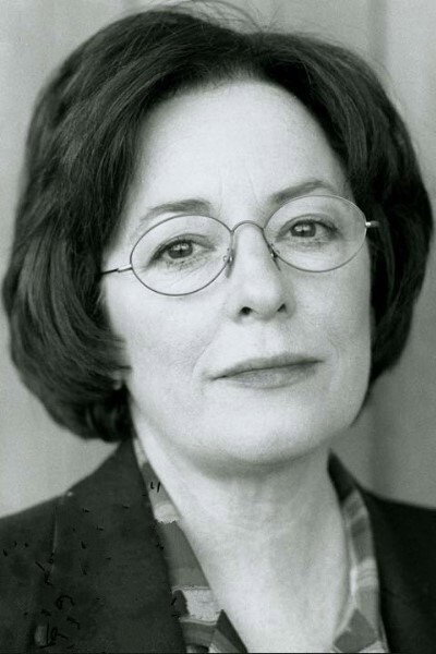 María Massip as Blanca in Snakes and Ladders