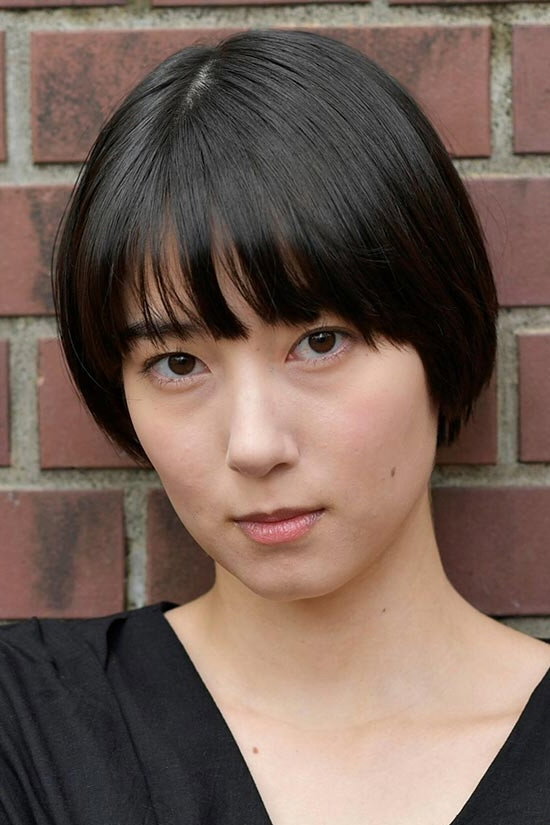植田紗々 as Hair-dresser in Marmalade Boy
