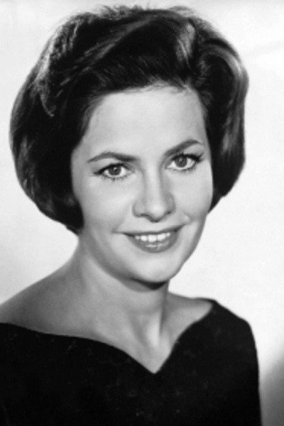 Katharina Mayberg as Manuela Moreno in Die Todesarena