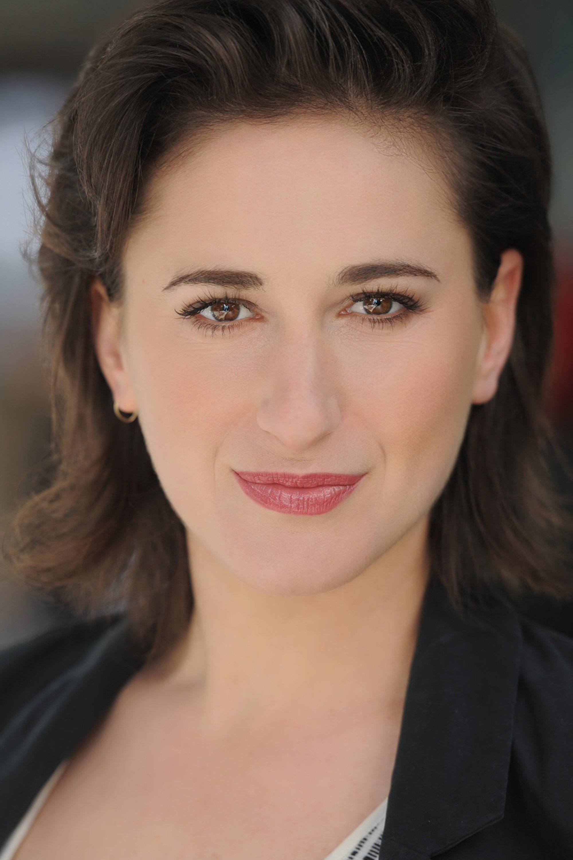 Hannah Heller as Renee in Hard World for Small Things