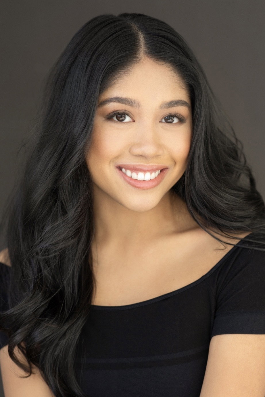 Geraldine Chiu as Cami in He's Not Worth Dying For