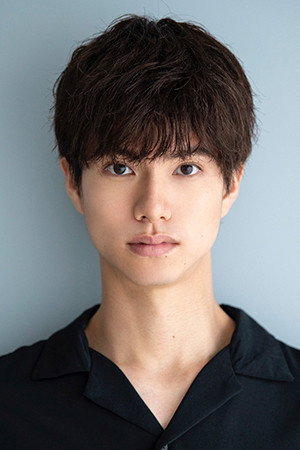渡辺碧斗 as Hasebe Tatsuya in Pararescue Jumper