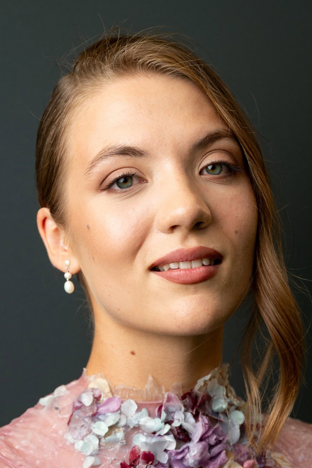 Yeva Sai as Cristi in Taxi Monamour
