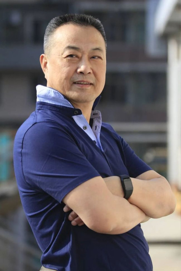 Yang Shuquan as 安江 in 奠基者