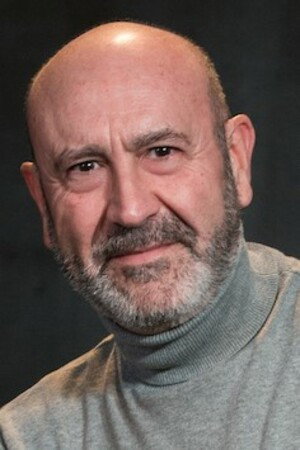 Juan Carlos Villanueva as Marcos in Negación