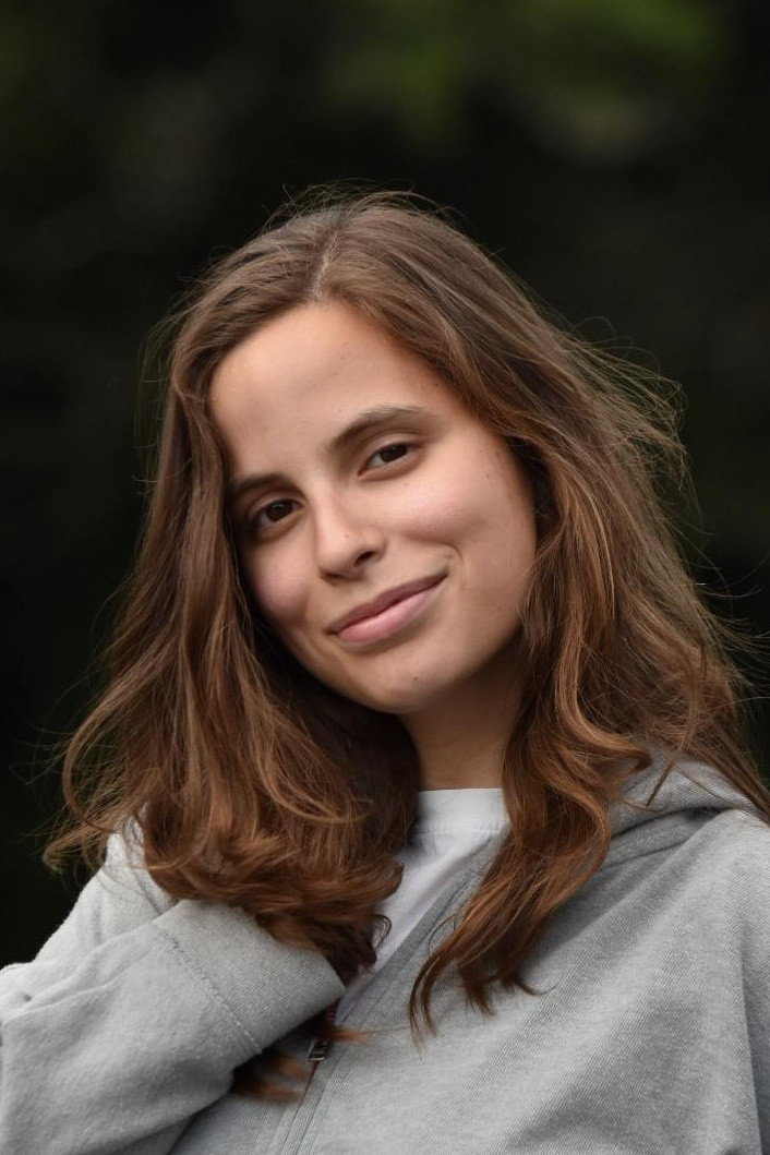 Carlota Castro as Daughter in Our house in flames