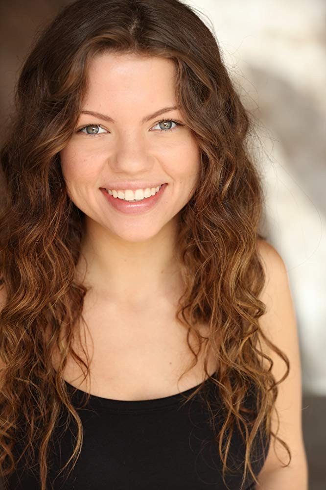 Micavrie Amaia as Annie in Daddy's Girl