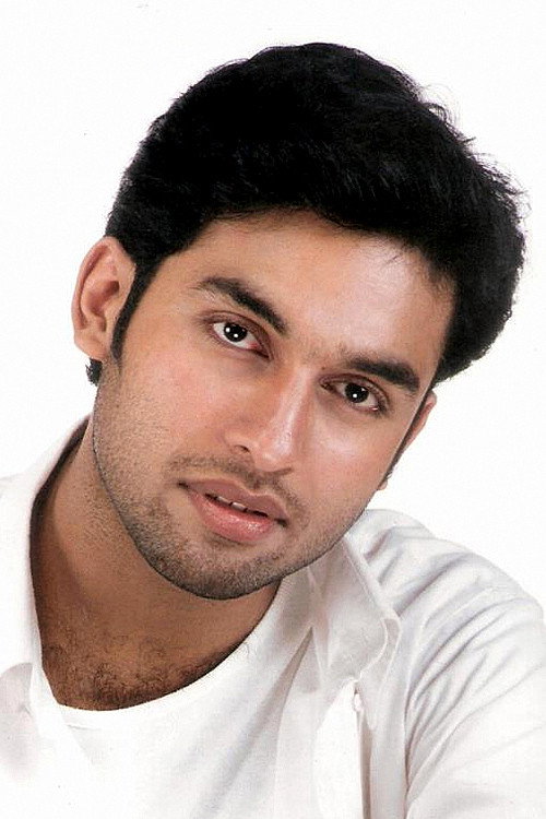 Jishnu Raghavan as Jeevan George in Chakkara Muthu