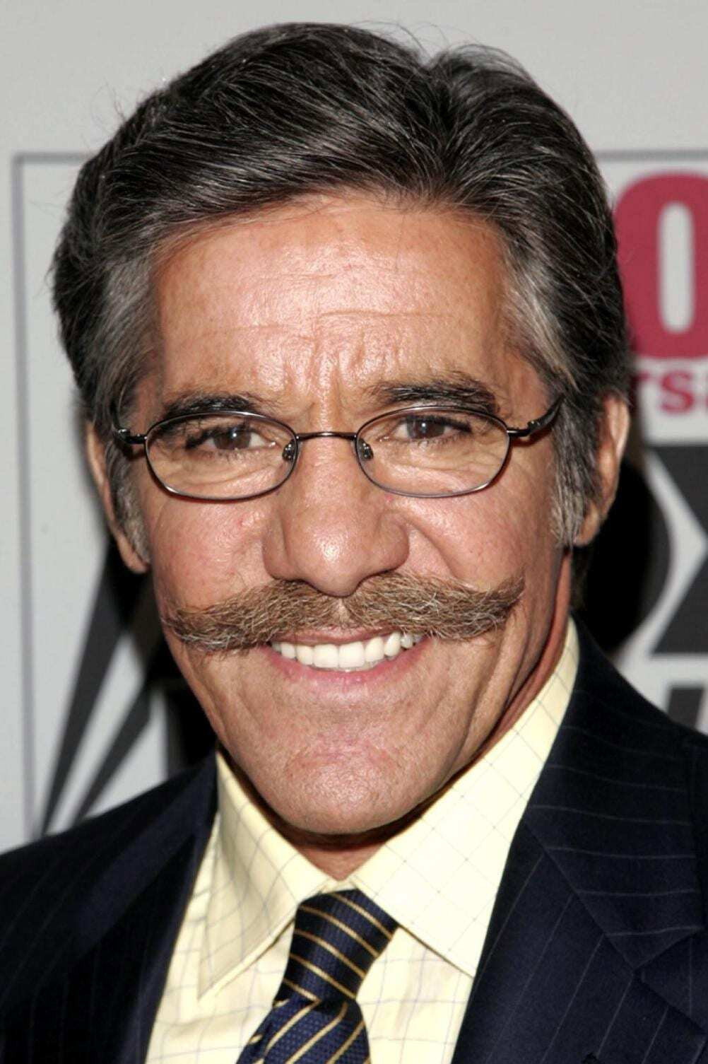 Geraldo Rivera as Self - Subsitute Host in Larry King Live