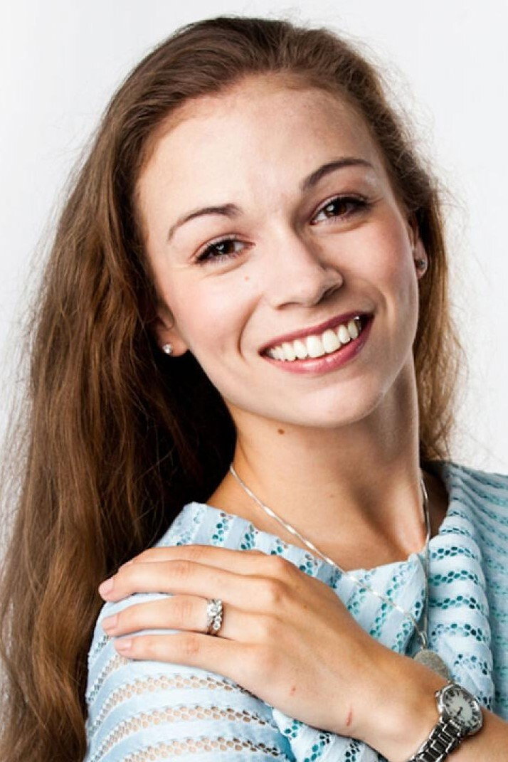 Abigail Prudames as Mina Murray in Dracula Live