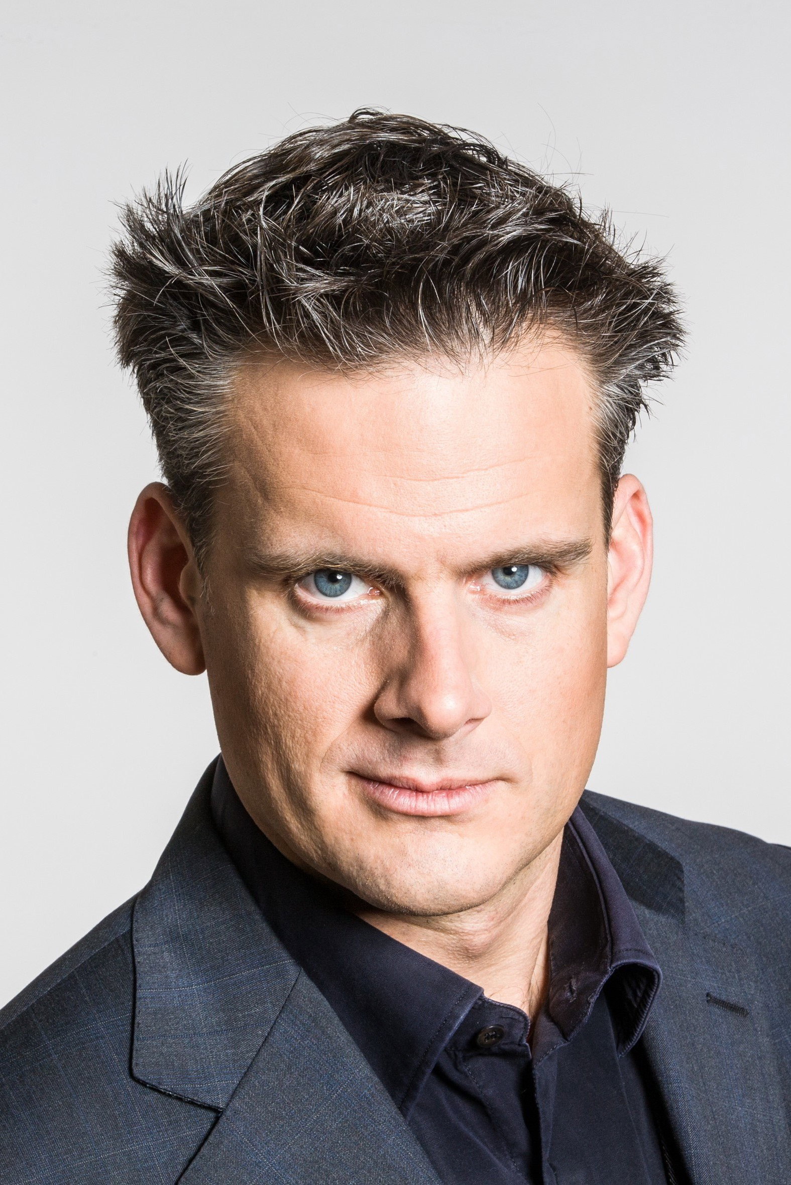 Philippe Jordan as Self in Wagnerwahn
